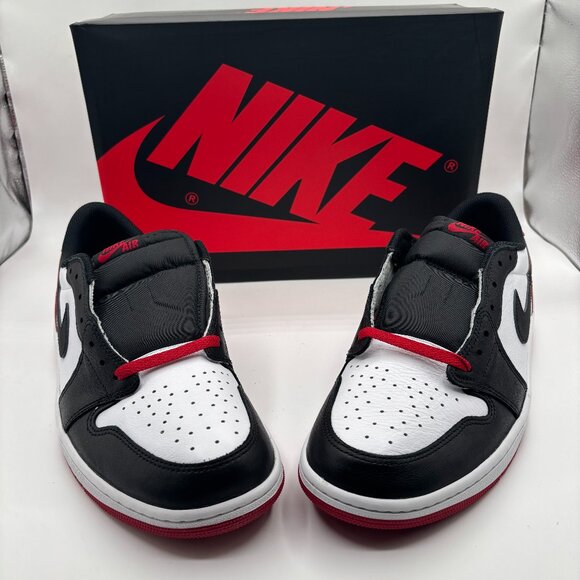 Air Jordan 1 lows GS - Picture 1 of 4